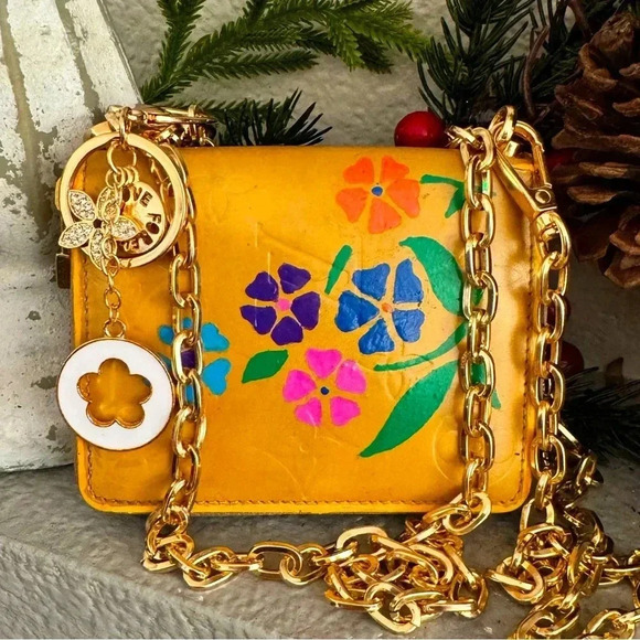 - CLouis Vuitton
Vintage 2000 Zippy Compact Wallet hand  painted converted - Picture 1 of 17